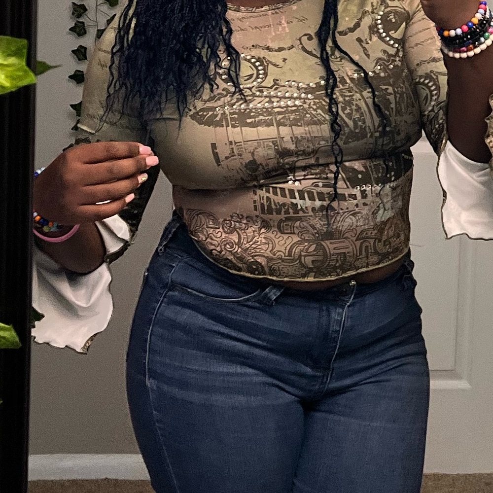 Long Sleeve Top Vintage Style